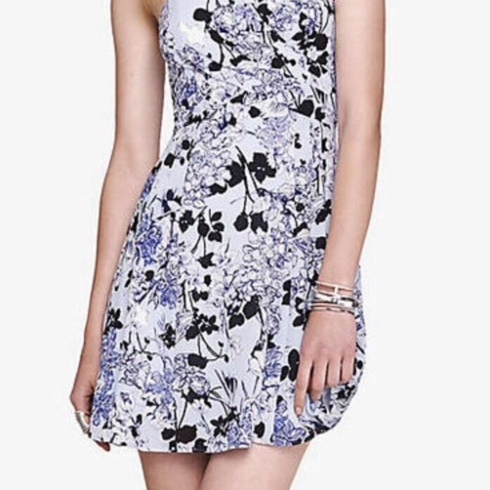 Express blue floral strapless dress Size 0